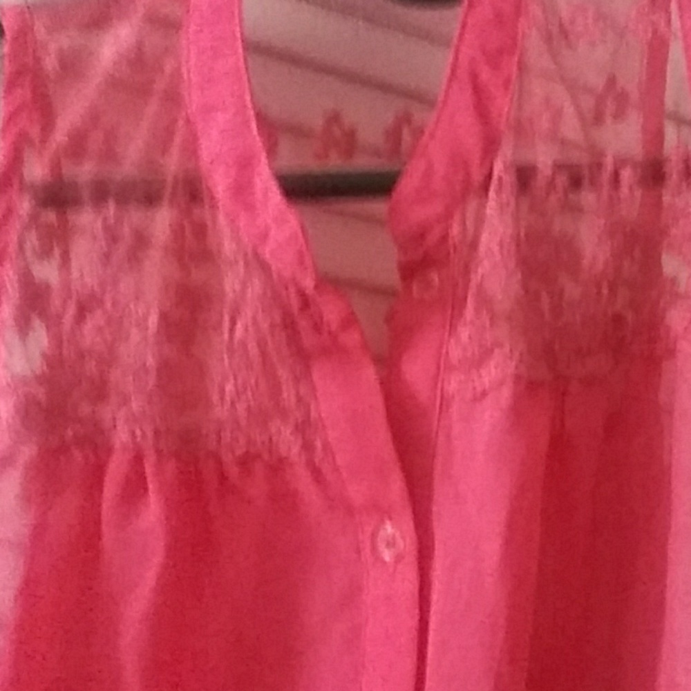Shirt - Picture 2 of 4